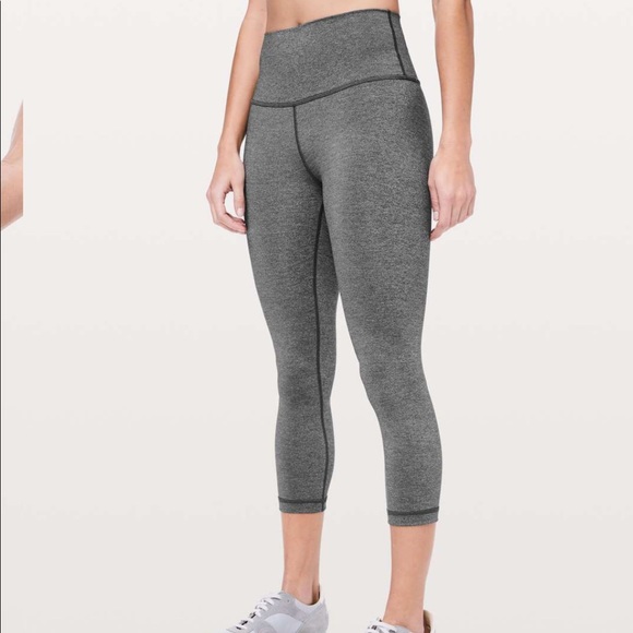 Lululemon Wunder Under Crop High Rise - Picture 7 of 11